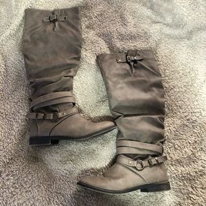 Maurice’s boots 👢